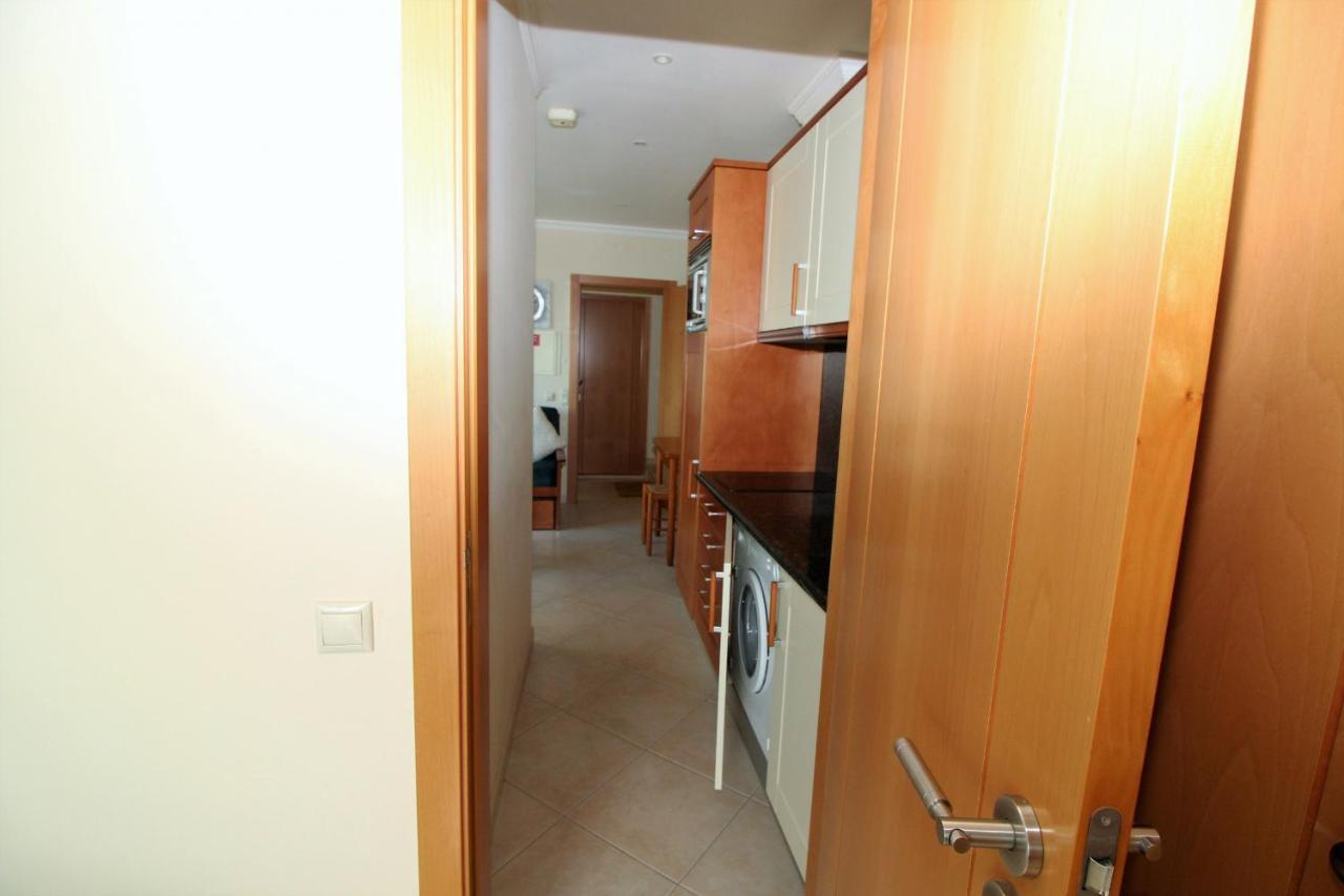 Waves View- Albufeira Apartment Exterior foto