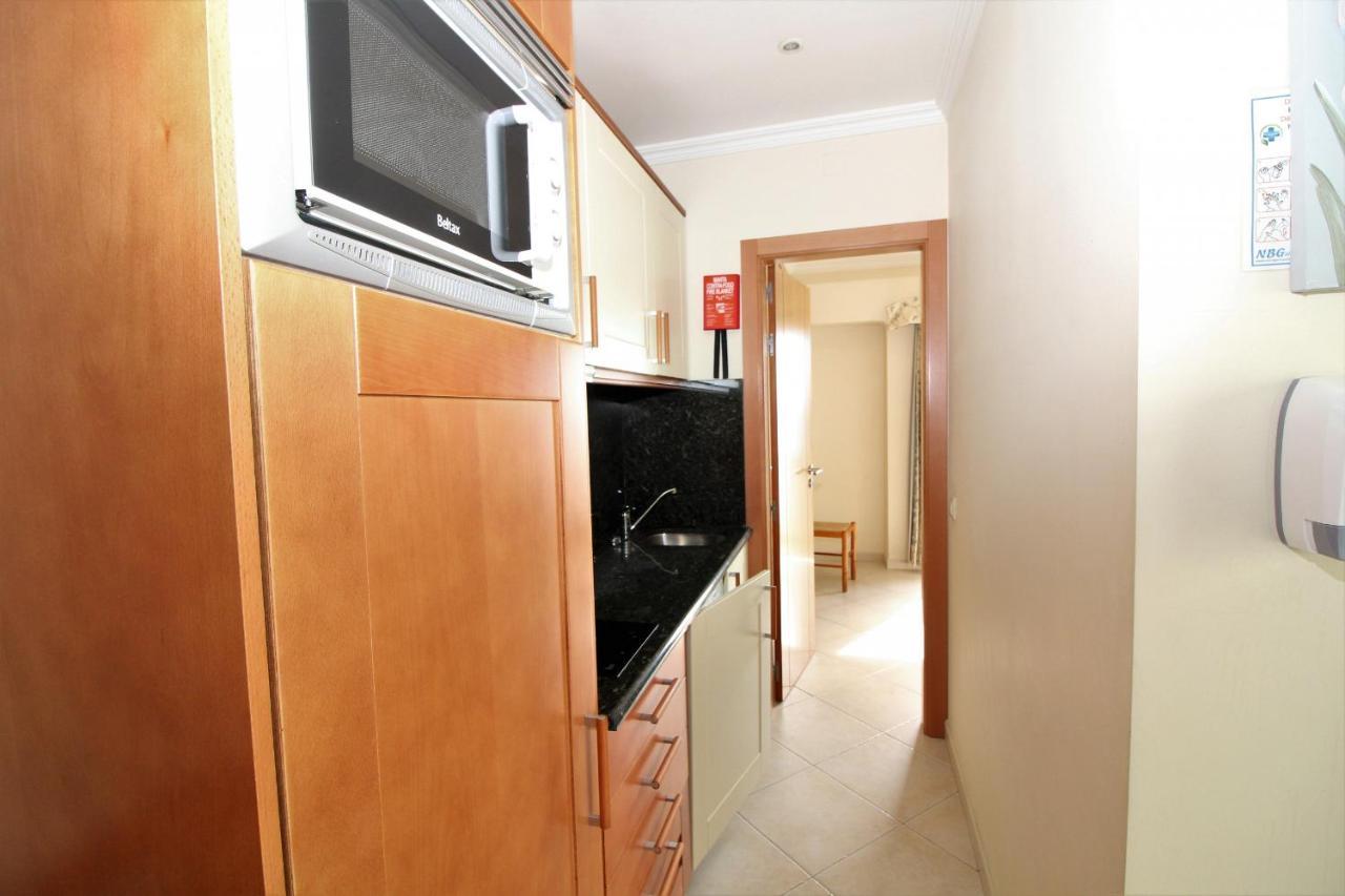 Waves View- Albufeira Apartment Exterior foto